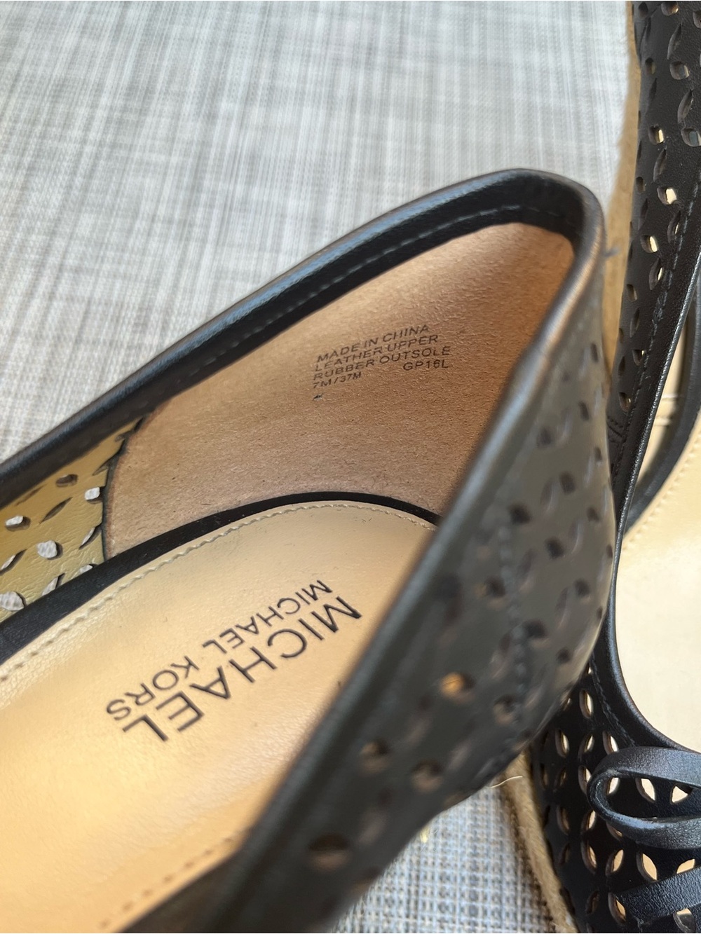 NWOT Michael Kors Black Wedge Open Toe shoes - Picture 7 of 11